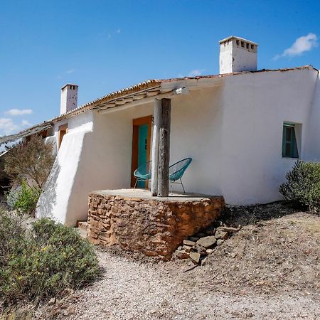 Muxima - Aljezur Hotell Exteriör bild